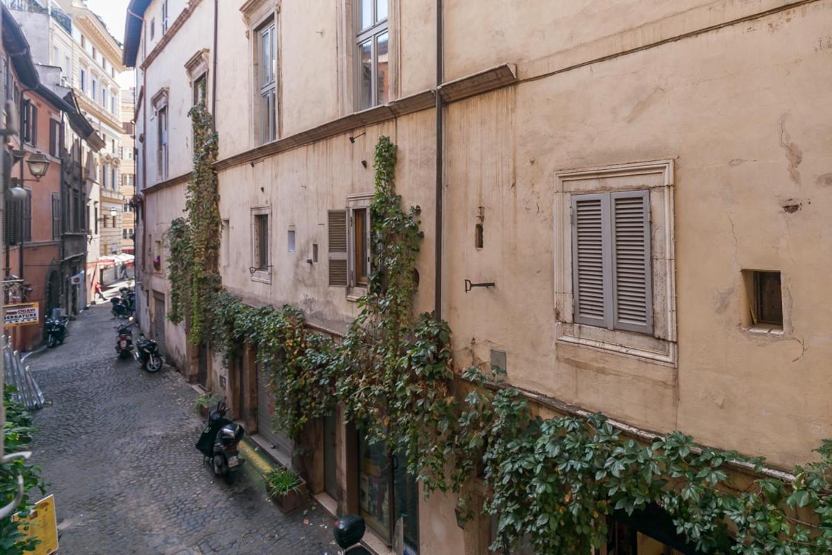 Domus Lupae -Live In The Heart Of Rome Apartment Exterior photo